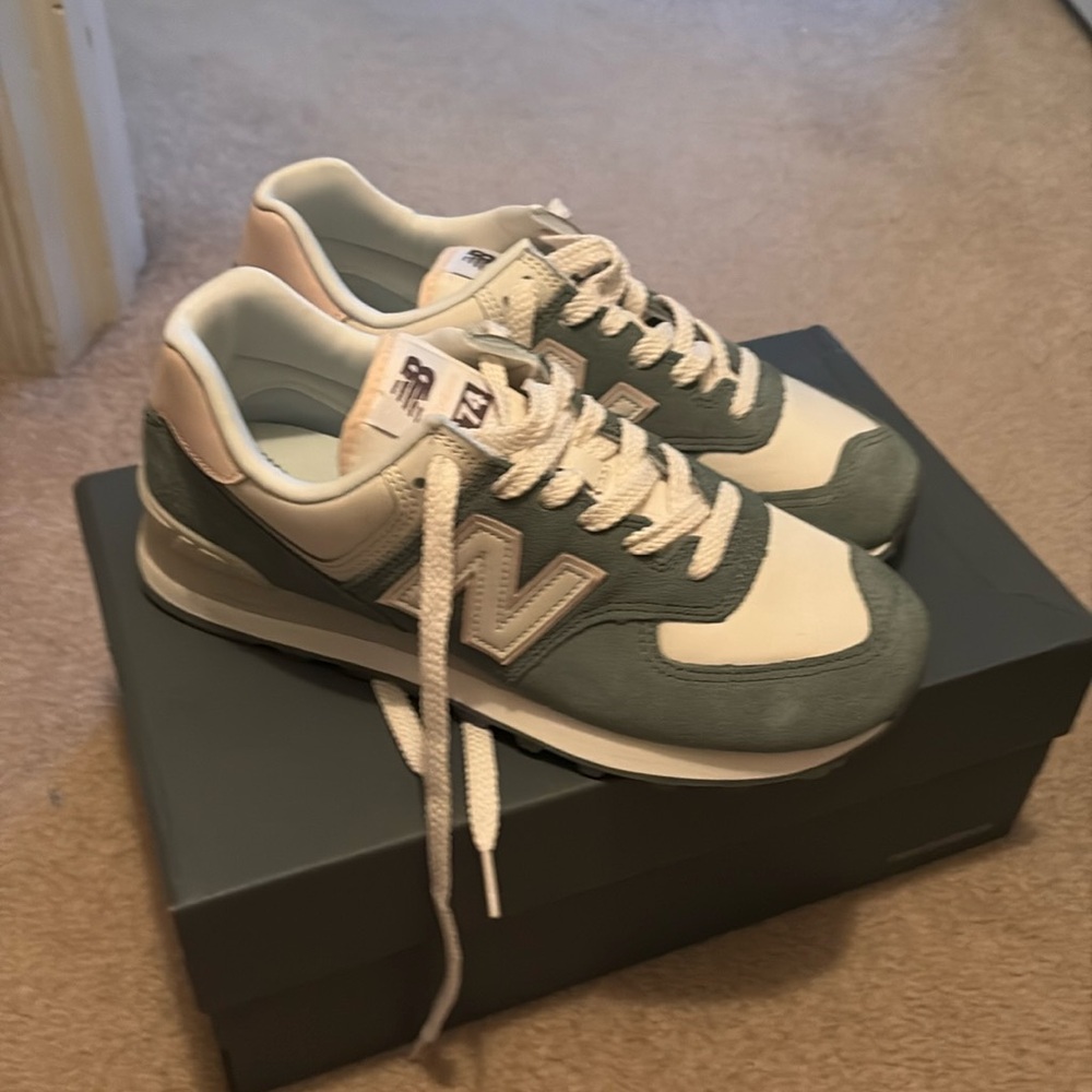 New Balance 574